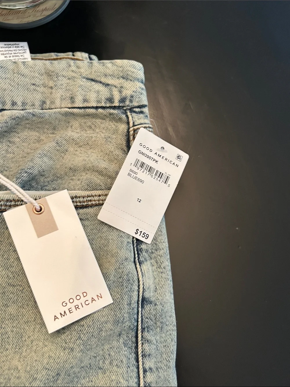 Good American Light Wash High-Rise Mom Jeans NWT